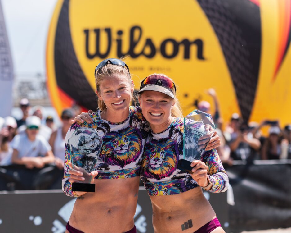 2023 AVP Hermosa Beach Open Women’s Champions Corinne Quiggle & Sarah Schermerhorn